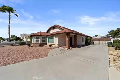 13300 Tamarisk, Victorville, CA 92395 - Photo 4