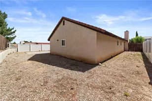 13300 Tamarisk, Victorville, CA 92395 - Photo 32