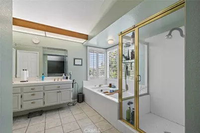 22120 Grovepark, Saugus, CA 91350 - Photo 32