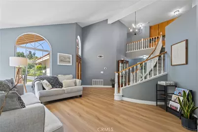 22120 Grovepark, Saugus, CA 91350 - Photo 6