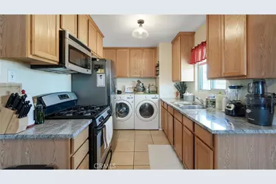 1641 Sunrise, Barstow, CA 92311 - Photo 6