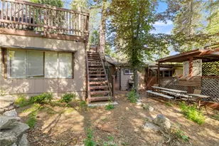 373 Redwood Ln, Crestline, CA 92325 - Photo 28