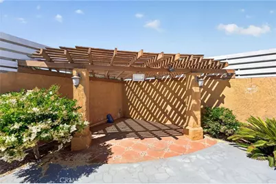 7264 Kuki, Oak Hills, CA 92344 - Photo 46