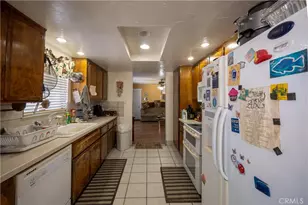 9160 Buena Vista, Apple Valley, CA 92308 - Photo 6