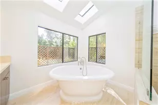 19817 E Golden Bough, Covina, CA 91724 - Photo 18