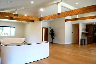2950 Dona Emilia Drive, Studio City, CA 91604 - Photo 10
