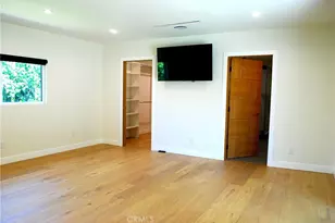2950 Dona Emilia Dr, Studio City, CA 91604 - Photo 12