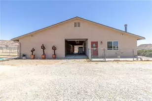 52775 Pipes Canyon Rd, Pioneertown, CA 92268 - Photo 58