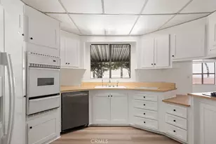 4095 Fruit St, La Verne, CA 91750 - Photo 10