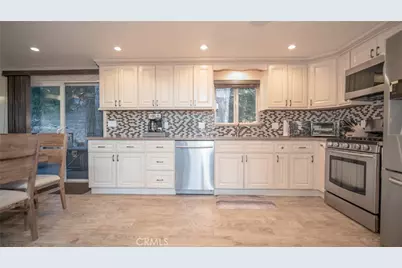 26947 Tunnel, Lake Arrowhead, CA 92352 - Photo 4