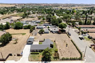 32357 Ave, Yucaipa, CA 92399 - Photo 32