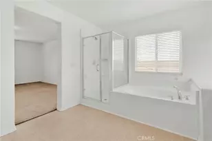 13816 Grant Way, Oak Hills, CA 92344 - Photo 32