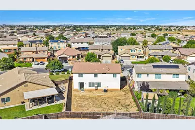 13816 Grant Way, Oak Hills, CA 92344 - Photo 52