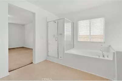 13816 Grant Way, Oak Hills, CA 92344 - Photo 32