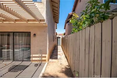 2324 Fan Palm Drive, Corona, CA 92879 - Photo 32