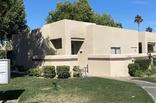 28400 Taos Ct, Cathedral City, CA 92234 - Photo 2