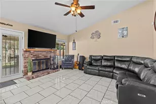 11676 Viola Ct, Victorville, CA 92392 - Photo 6