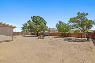 11676 Viola Ct, Victorville, CA 92392 - Photo 34