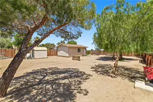 11676 Viola Ct, Victorville, CA 92392 - Photo 32