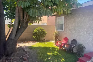 1739 1741 W 105th St, Los Angeles, CA 90047 - Photo 2