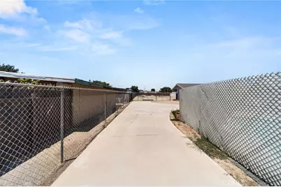 4560 Center, Norco, CA 92860 - Photo 28