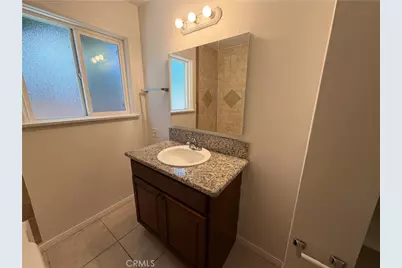 6654 Capps Avenue, Reseda, CA 91335 - Photo 32