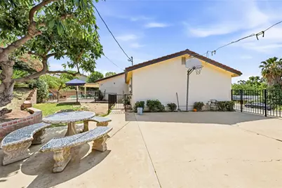 6691 Orangewood, Highland, CA 92346 - Photo 54