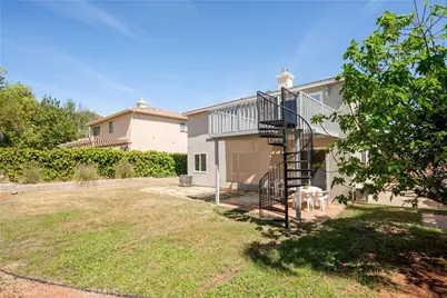 30511 Corsica, Castaic, CA 91384 - Photo 32