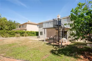 30511 Corsica, Castaic, CA 91384 - Photo 32