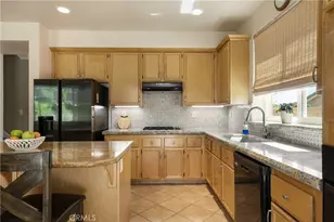 30511 Corsica, Castaic, CA 91384 - Photo 2