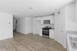 10187 Francis Ct, Adelanto, CA 92301 - Photo 8