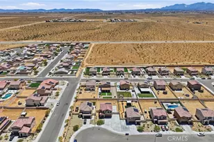 10187 Francis Ct, Adelanto, CA 92301 - Photo 38