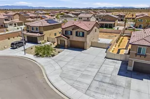 10187 Francis Ct, Adelanto, CA 92301 - Photo 42