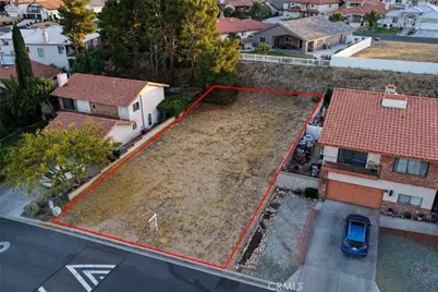13390 Chinquapin Drive, Victorville, CA 92395 - Photo 8