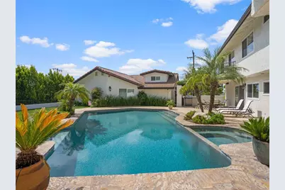 2304 N San Antonio Avenue, Upland, CA 91784 - Photo 2