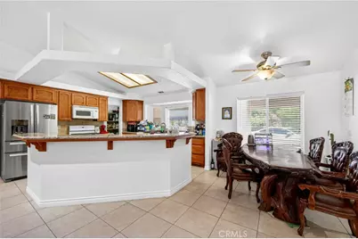 9562 Cambria Court, Phelan, CA 92371 - Photo 16