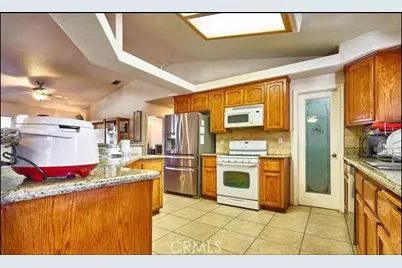 9562 Cambria Court, Phelan, CA 92371 - Photo 18
