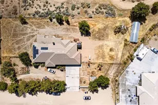 9562 Cambria Ct, Phelan, CA 92371 - Photo 8