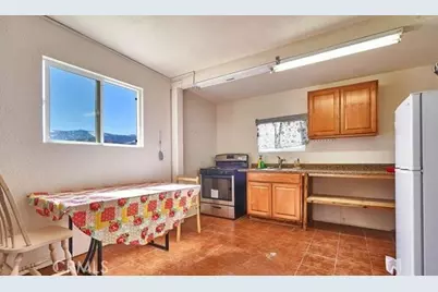 9562 Cambria Court, Phelan, CA 92371 - Photo 44