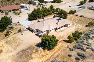 9562 Cambria Ct, Phelan, CA 92371 - Photo 58