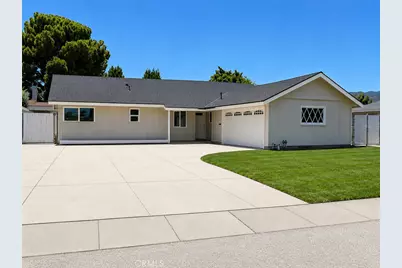 924 Lorna, Corona, CA 92882 - Photo 2