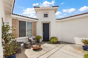 11930 Clayton Ln, Victorville, CA 92392 - Photo 4