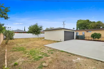 425 E Pacific Street, Carson, CA 90745 - Photo 18