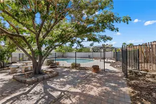 18641 Niles, Hesperia, CA 92345 - Photo 52