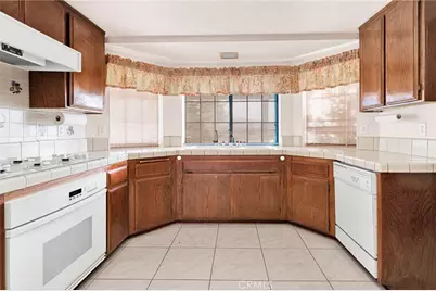 11574 Silver Rock, Pinon Hills, CA 92372 - Photo 16