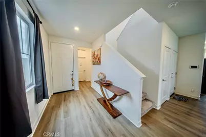 364 Castaic Way, Rialto, CA 92377 - Photo 6