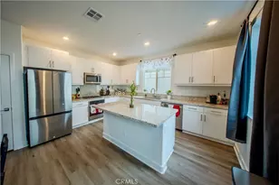 364 Castaic Wy, Rialto, CA 92377 - Photo 2