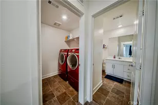 364 Castaic Wy, Rialto, CA 92377 - Photo 16