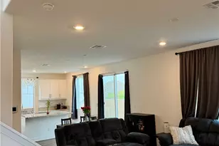 364 Castaic Wy, Rialto, CA 92377 - Photo 2