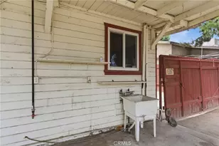 361 Golden, Bakersfield, CA 93306 - Photo 32